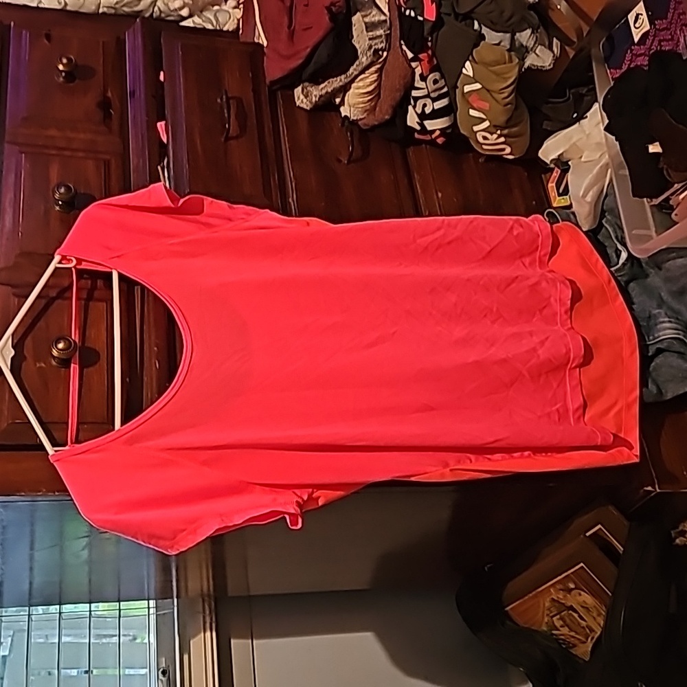 !! Ladies 1X top